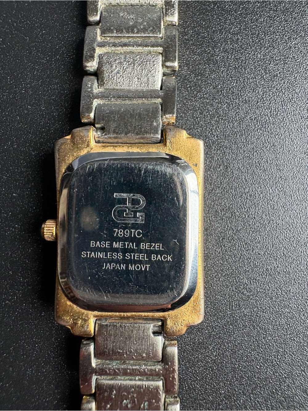 Paolo Gucci Women’s Gold-Tone Rectangular Bracelet Watch - Picture 6 of 6